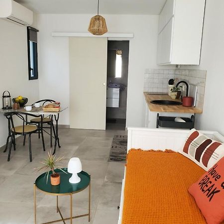 Charmant Studio Moderne Avec Exterieur "Dormir En Provence" Фонвией Екстериор снимка